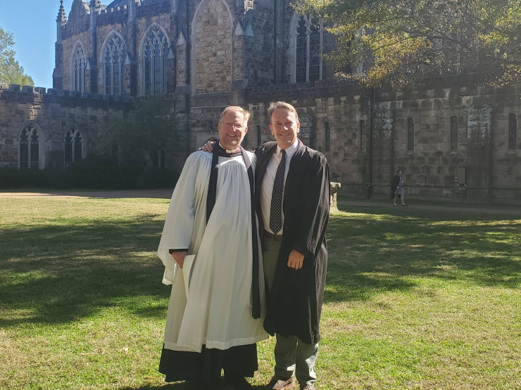 Wood with fellow alum and Sigma Nu Rondal Richardson, C&rsquo;91, at Vice-Chancellor Pearigen&rsquo;s installation.