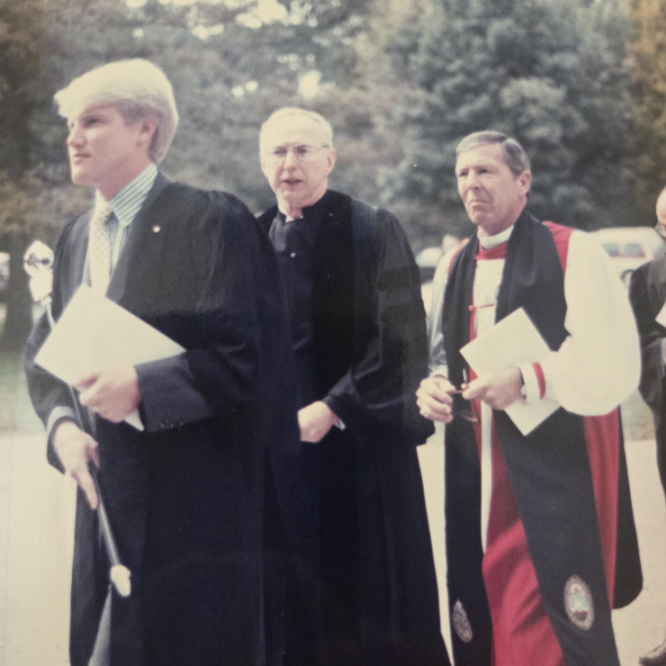 Wood represents the Order of the Gown at the University&rsquo;s Easter Semester Convocation in 1989, standing beside 14th Vice-Chancellor Sam Williamson, H&rsquo;06.